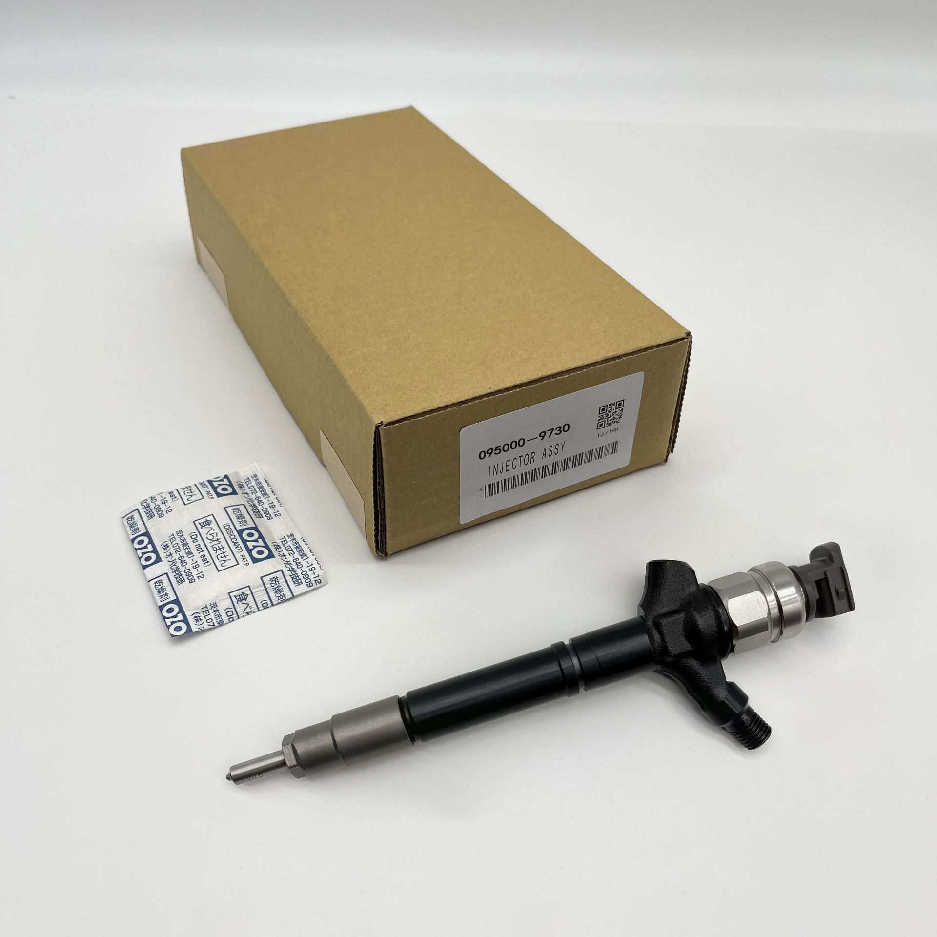 095000-9730 23670-51031电装柴油喷油器总成用于丰田发动机