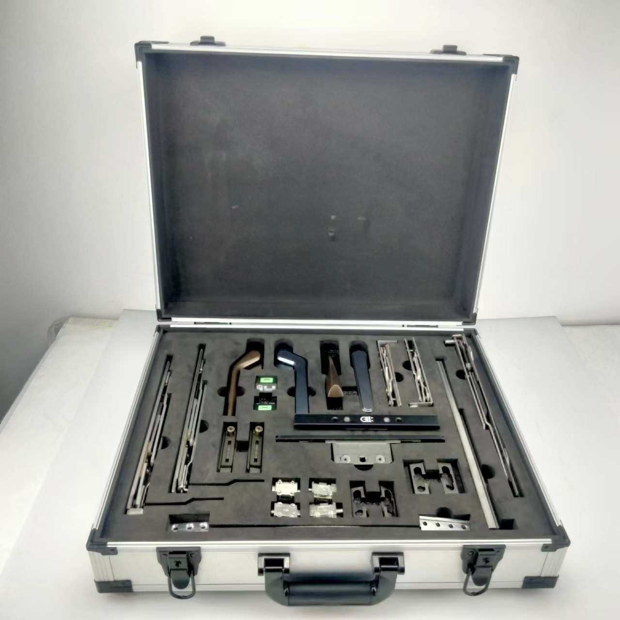定制铝合金门窗锁工具箱 推拉手滑轮展示箱 五金配件样板铝箱定做