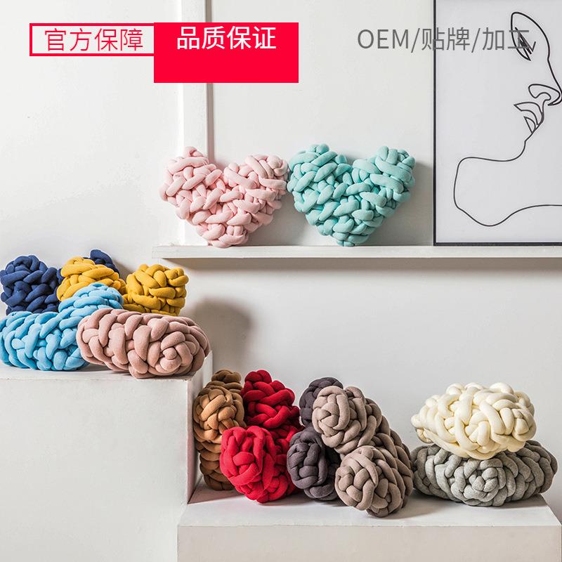 哈特 新款北欧风爱心打结抱枕摄影室道具拍照网红抱枕含芯