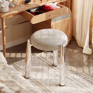 新款女生梳妆凳子衣帽间化妆凳女生卧室家用梳妆台椅子小巧美甲椅