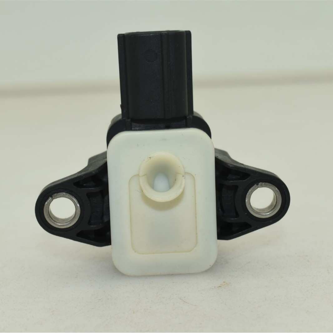 BAIXINDE 汽车传感器配件现货1Q0955557 8P0955557 物美价廉好品