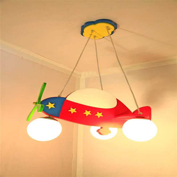 卡通儿童灯星星飞机木质LED吊灯 卧室儿童房间灯幼儿园装饰灯具