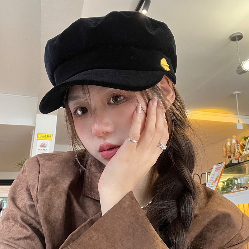 2025新款秋冬时尚优雅气质黑色丝绒贝雷帽平顶甜酷显脸小画家帽女