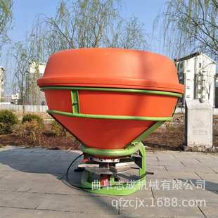 自动播撒器 农用播撒化肥机 颗粒状化肥大型施肥机