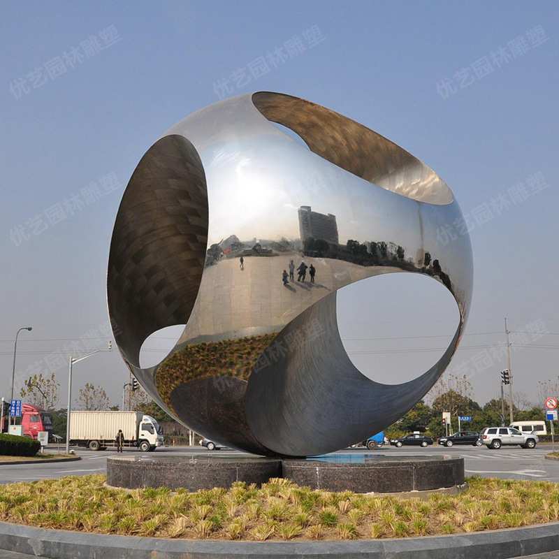 不锈钢雕塑 广场大型景观标志金属摆件工厂镂空球形雕塑定制