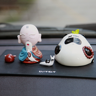 创意公仔摆设 饰用品个性 懒拖拖熊猫新款 汽车摆件可爱车内中控台装
