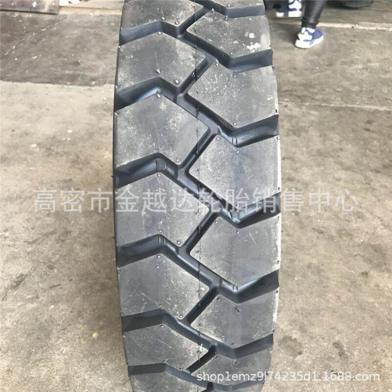 叉车轮胎8.25 700 750-12 650-10 28*9-15 900-20 23*9-10经济型