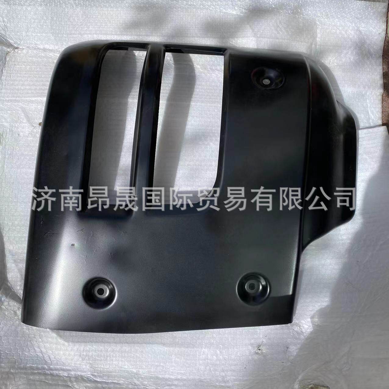 重汽HOWOT7H汕德卡C7HTX配件810W41610-5600保险杠右段总成