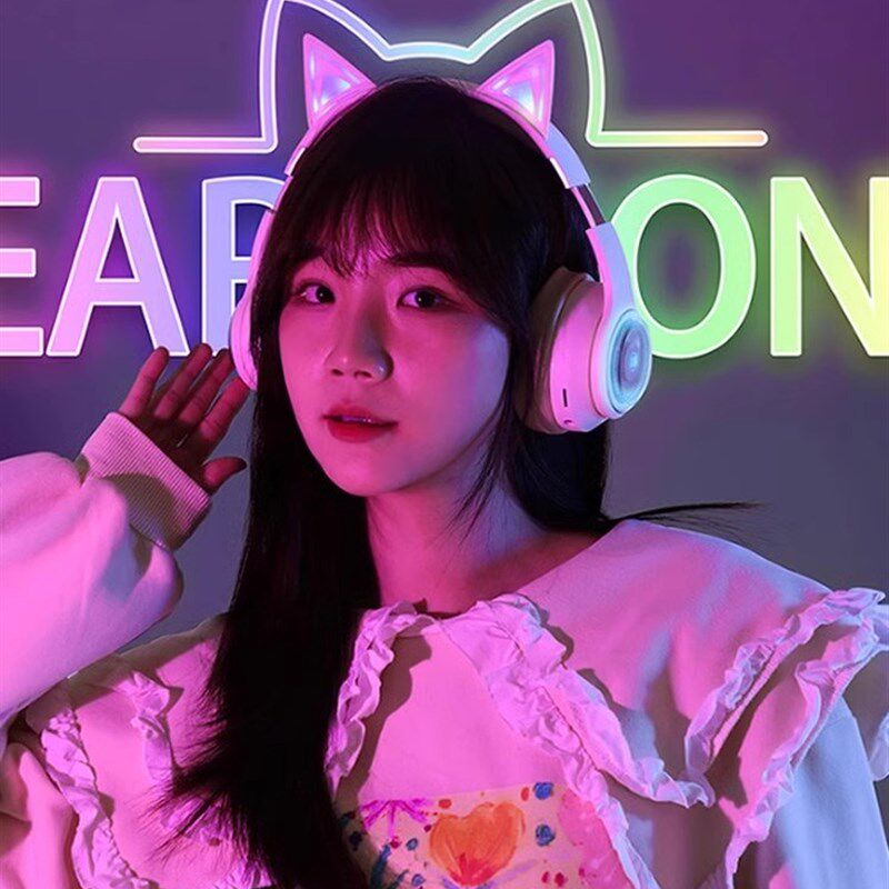 柏林之声发光猫耳朵头戴式蓝牙耳机无线带麦游戏音乐耳麦女生电竞