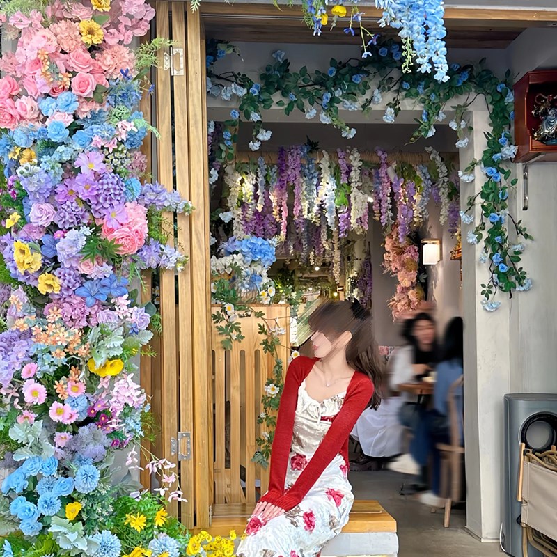 莫奈花园风仿真花装饰壁挂花艺店面橱窗瀑布花撞色拱门花商业门头