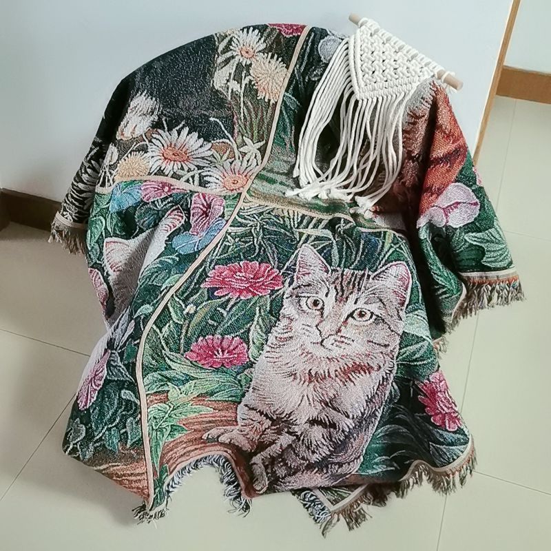 直销猫咪喵星人装饰挂毯沙发垫沙发毯田园野餐垫多功能宠物棉盖巾