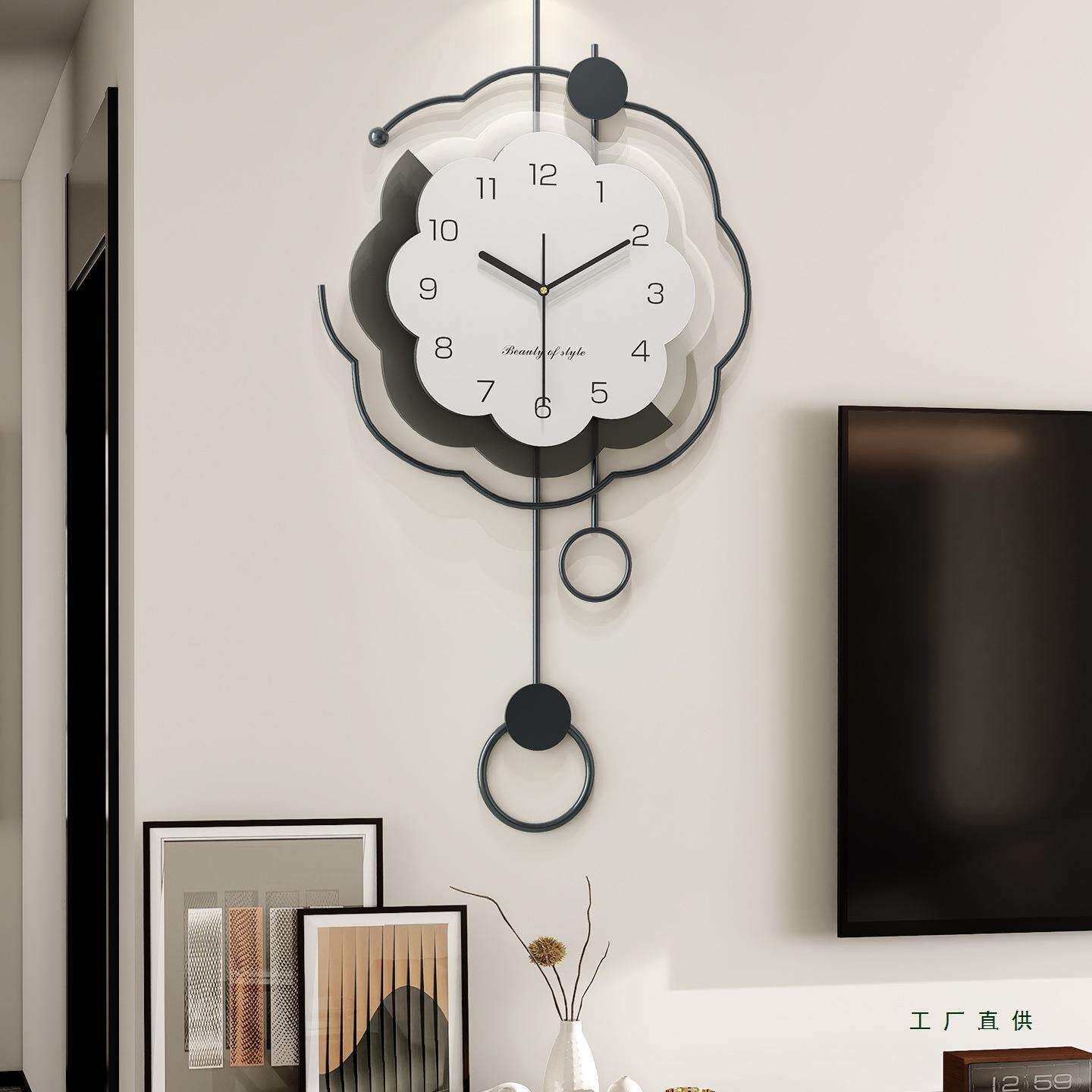 轻奢艺术风2025新款钟表挂钟客厅简约设计感时钟创意静音挂表