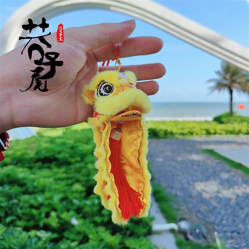 雄狮少年国潮舞狮汽车车载中控挂饰保平安招财保平安吊坠醒狮挂件