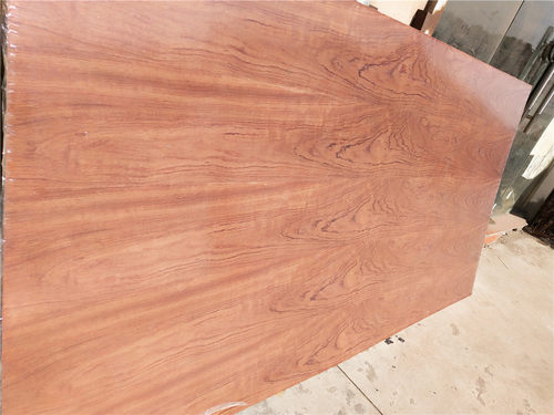 花梨木饰面板免漆护墙板贴皮装饰板仿科定kd天然木皮装饰板免漆板