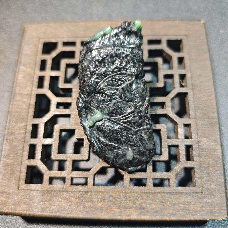 悦缅缘四会翡翠天光墟天然缅甸A货翡翠挂件翡翠手工乌鸡残荷