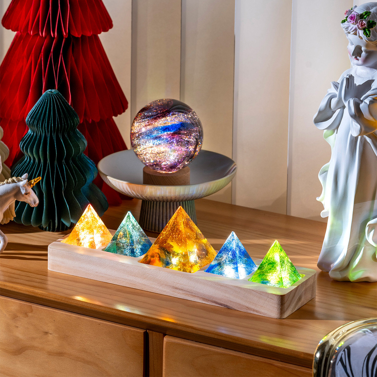 七彩琉璃水晶五龙金字塔礼品摆件星空创意小夜灯男生女生生日礼物