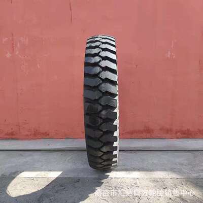 现货供应9.00-20轮胎 尼龙矿山轮胎10.00-11.00-20自卸车轮胎 pf
