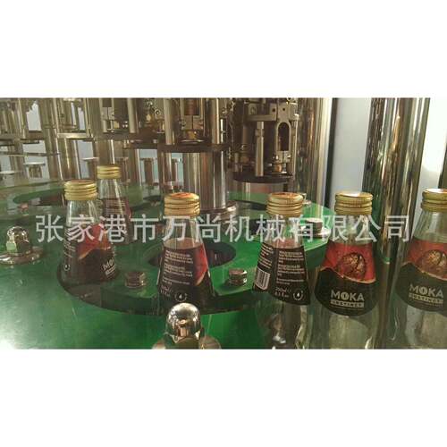 白酒灌装机啤酒灌装机含气饮料灌装机玻璃瓶碳酸饮料灌装机