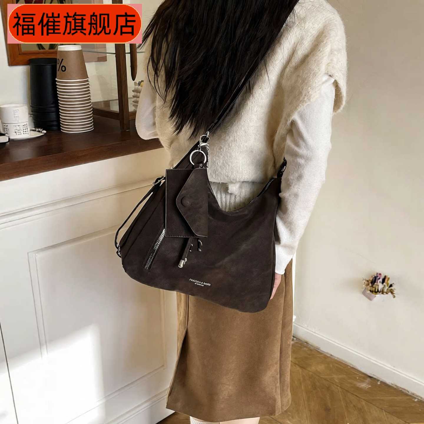 松弛感复古磨砂通勤单肩包女新款