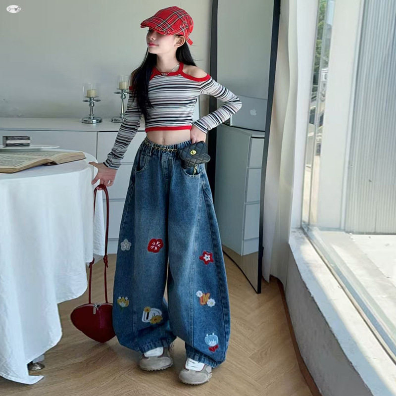 2026新款女童洋气露肩条纹打底衫秋装中大童绣花牛仔裤两件套高品