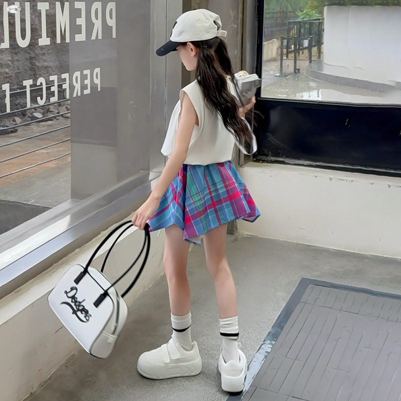 2026新款女童夏装套装中大童炸街不规则格子短裙刺绣短袖T恤两件