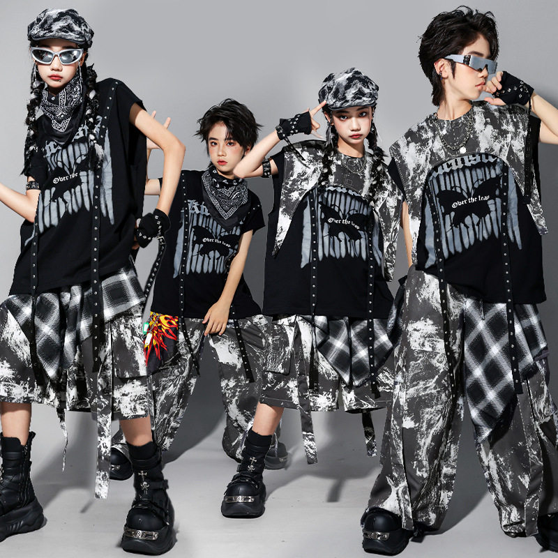 2026新款儿童hiphop街舞迷彩演出服男童嘻哈马甲套装少儿架