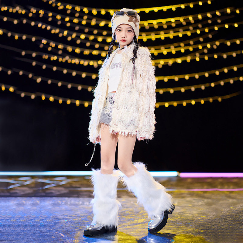 2026新款街舞儿童潮服女童毛绒外套元旦演出服时髦亮片hipho