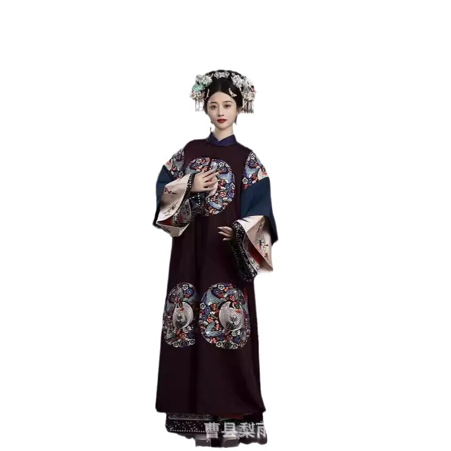 2026新款复刻版清代女刺绣服装重工刺绣对襟长衫清代服饰团旗服套