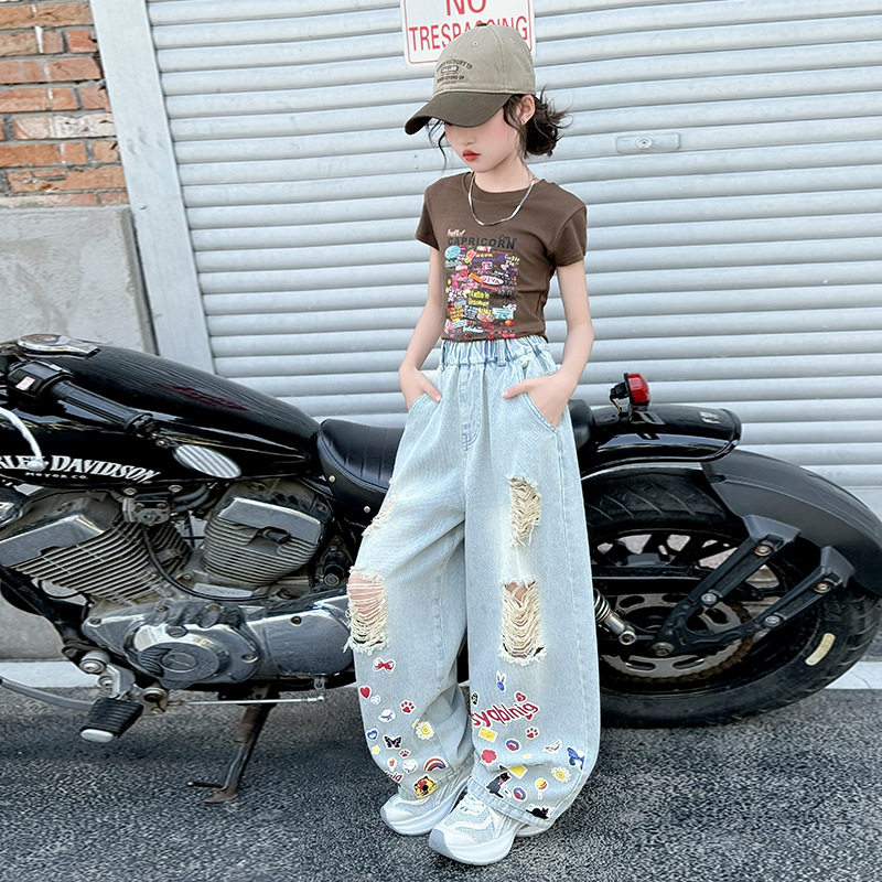 2026新款女童夏季套装薄款美式印花弯刀破洞牛仔裤两件套高