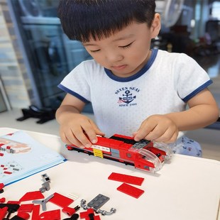 小学生益智力拼装 男孩积木颗粒城市消防汽车系列礼物套装