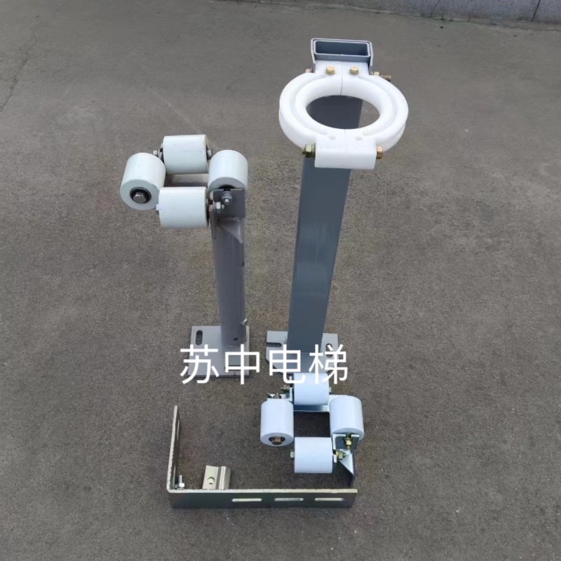 电梯配件补偿链导向装置通力电梯补偿链防晃器挡绳装置65x70