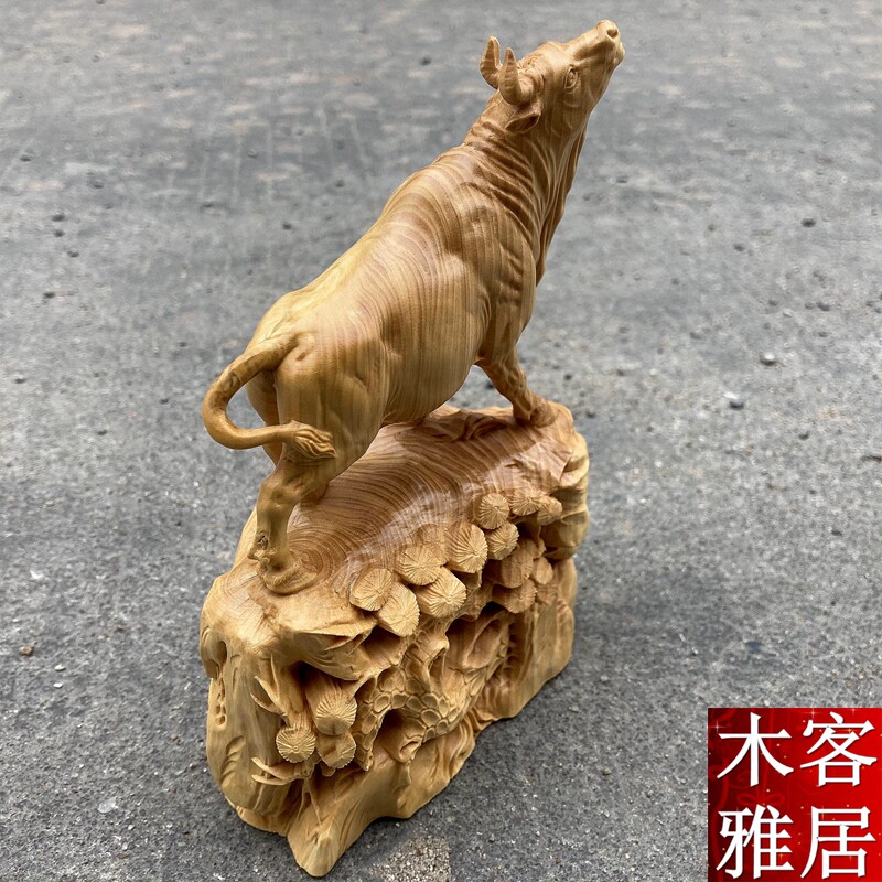 小叶黄杨实木雕斗牛气冲天客厅装饰摆件汽车装饰品朝天牛扭转乾坤