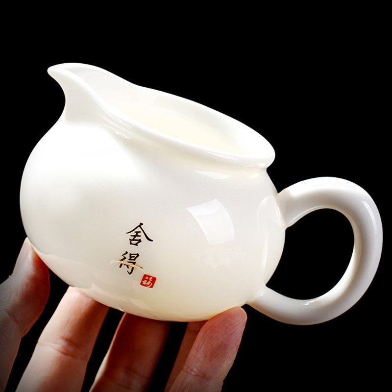 羊脂玉瓷公道杯陶瓷一体茶漏带把茶海三件套白瓷防烫公杯分茶器图片
