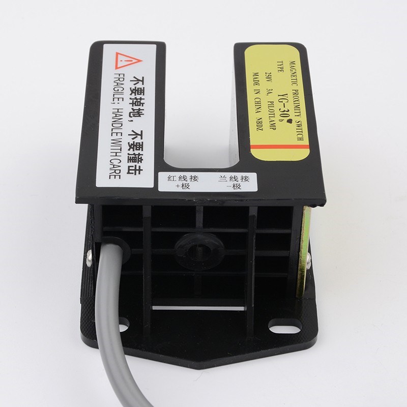 YG-30A/YG-30B电梯平层感应器光电开配/电梯关件永磁感应器三菱