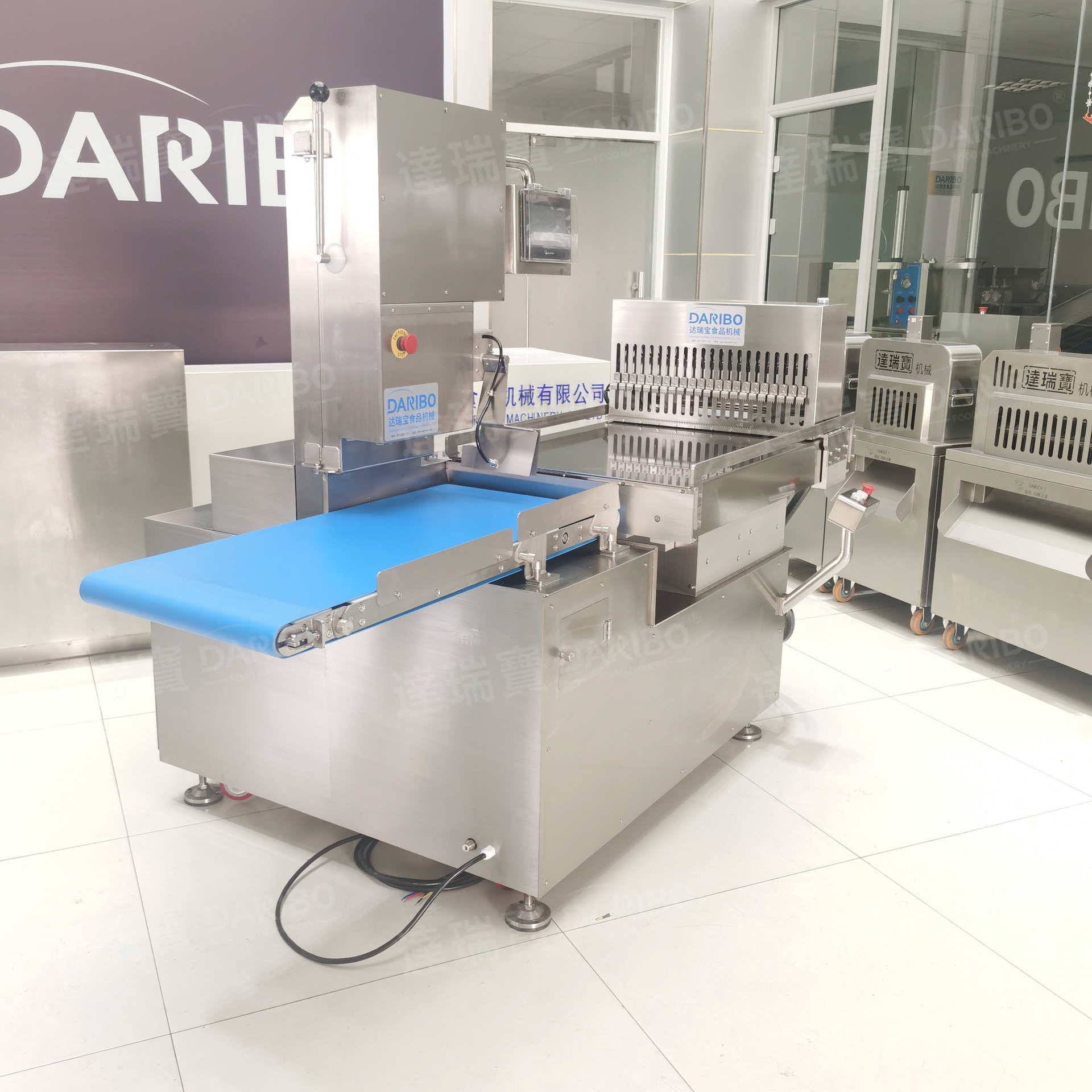 W厂家直销达瑞宝全自动锯骨机  牛排羊排冻鱼冻肉切割机 肉类加工,清洗/食品/商业设备,锯骨机/切骨机,淘宝优惠券,粉丝福利购,淘宝优惠卷