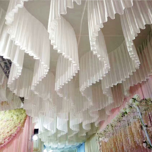 2022新款婚庆装饰s形吊顶布幔婚礼舞台顶部白色S波浪云顶纱幔
