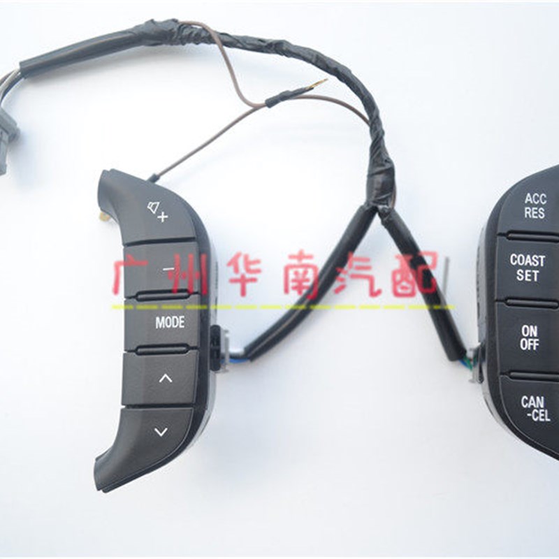 V97帕杰罗进口帕杰罗V93音响控制定速巡航开关多功能方向盘按键