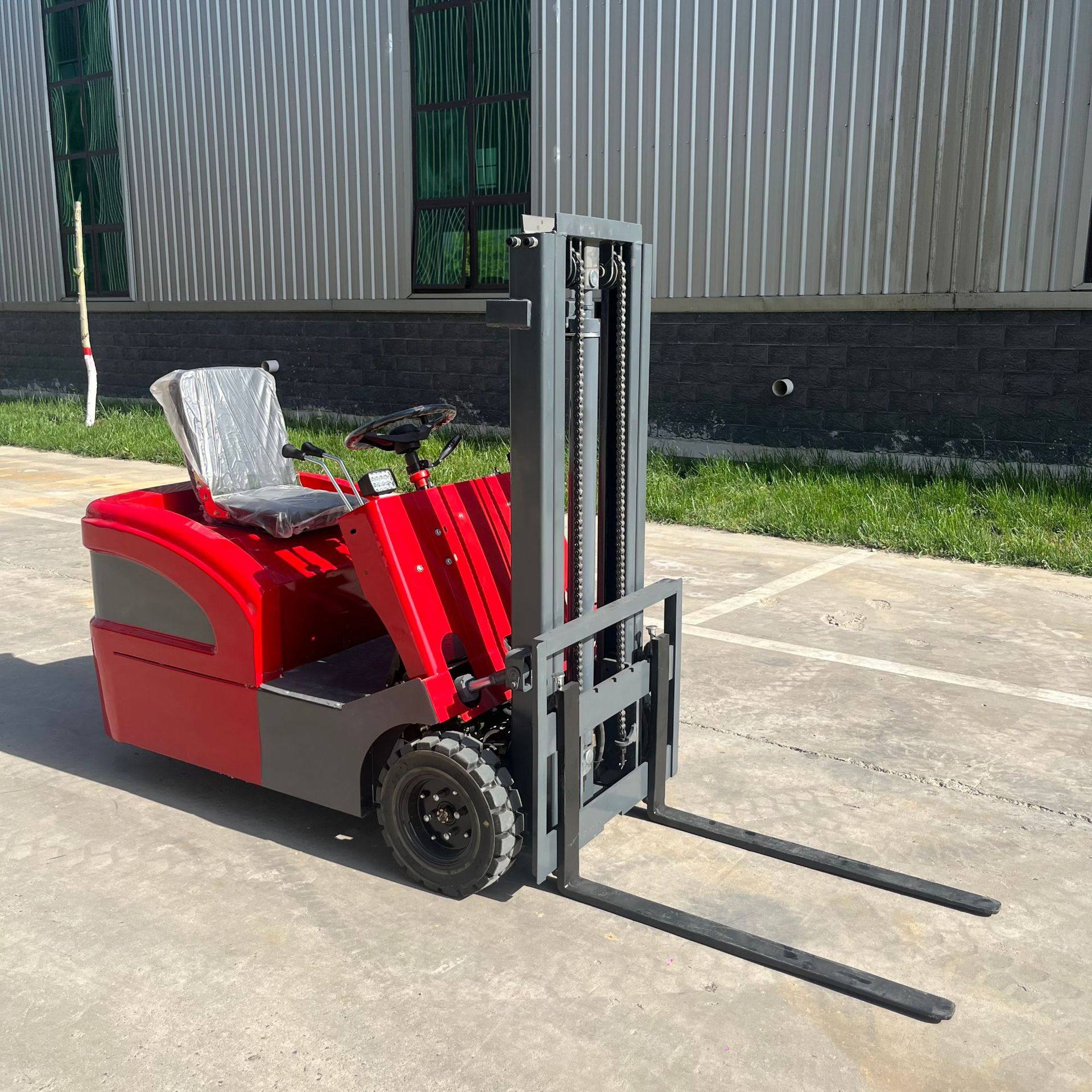 0.5吨电动叉车座驾式小型搬运车站立式新能源电动叉车四轮 升降叉,搬运/仓储/物流设备,其他起重搬运设备,淘宝优惠券,粉丝福利购,淘宝优惠卷