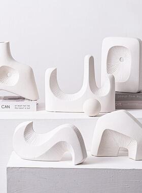 白色抽象现代摆件售楼处样板间酒柜摆设几何S型办公室书柜装饰品