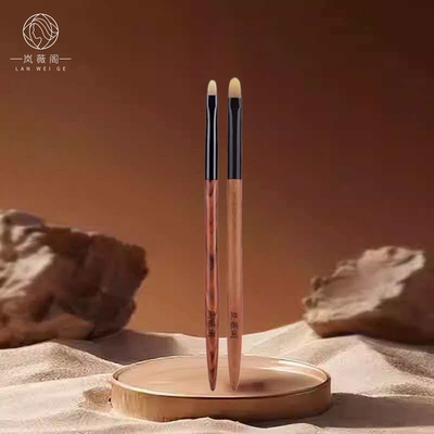 岚薇阁M022M035泪沟遮瑕刷扁平头遮泪沟斑点痘印精细无痕细节刷