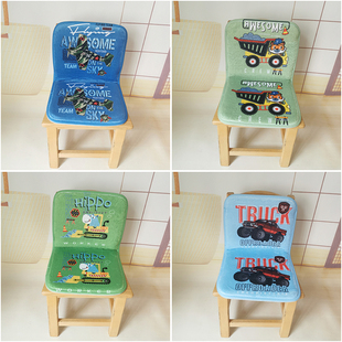 秋冬款男孩卡通小车交通工具幼儿园塑料木椅靠背垫男宝连体小坐垫