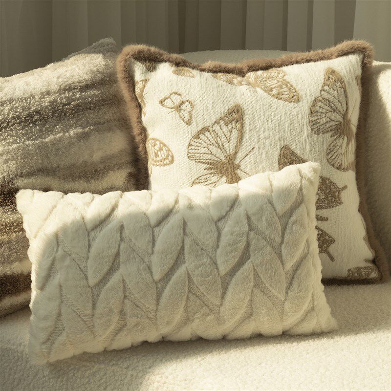 法式奶油风貂绒蝴蝶客厅沙发抱枕套靠枕卧室床头靠背靠枕高级感