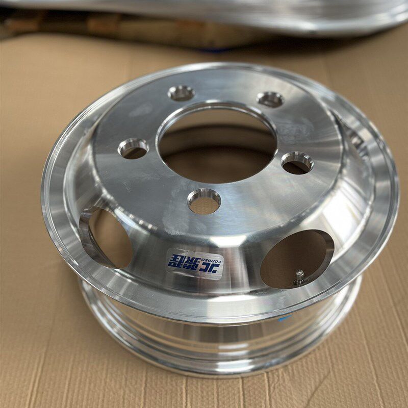 700R16轮胎考斯特江淮三菱扶桑五十铃碧莲铝合金圈轻量化锻造铝圈