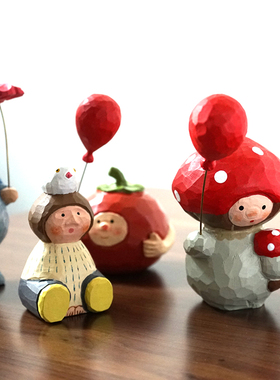 手工木雕可爱蘑菇公仔举气球卡通治愈系办公室桌面装饰品小摆件女