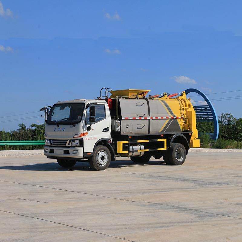 江淮餐厨垃圾车 方罐密封泔水厨余垃圾运输车 密封性好装载容积大