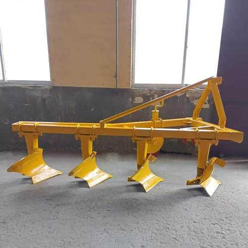 工程用耕地犁 三铧犁 四铧犁 土地耕地翻土犁 雷亿重工