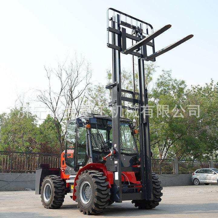 出口越野叉车四驱柴油叉车3吨5吨一体式工程工地装卸车搬运车