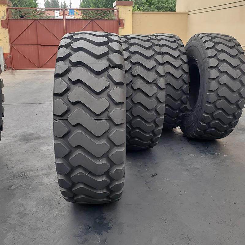 40装载机轮胎 20.5R25铲车推土机全钢丝真空工程机械轮胎