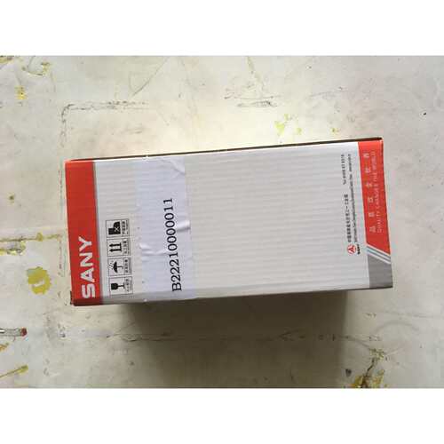 现货供应三一SSR220压路机B22210000011机滤
