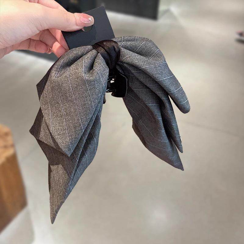 格雷系灰色条纹复古蝴蝶结马尾抓夹后脑勺时尚马尾夹发抓发夹头饰,饰品/流行首饰/时尚饰品新,发饰,淘宝优惠券,粉丝福利购,淘宝优惠卷